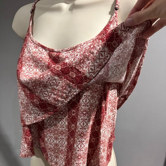 Bluenotes Red Patterned Layered Tank Top – Size Medium - Picture 2 of 3